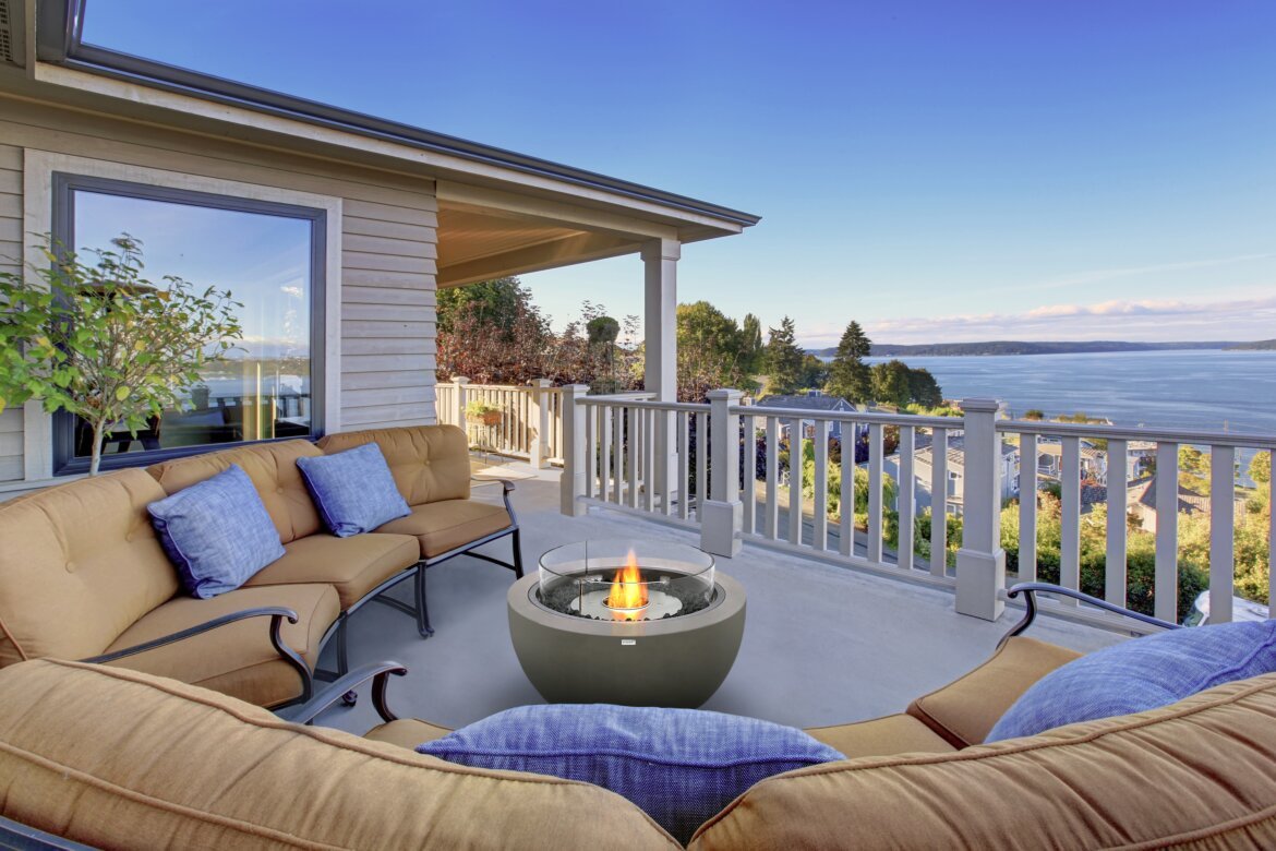 EcoSmart POD30 OutdoorBalcony.jpg